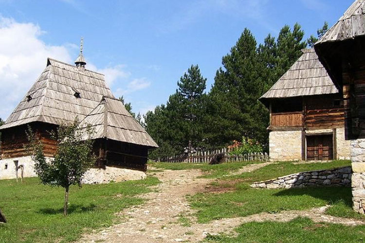Sirogojno